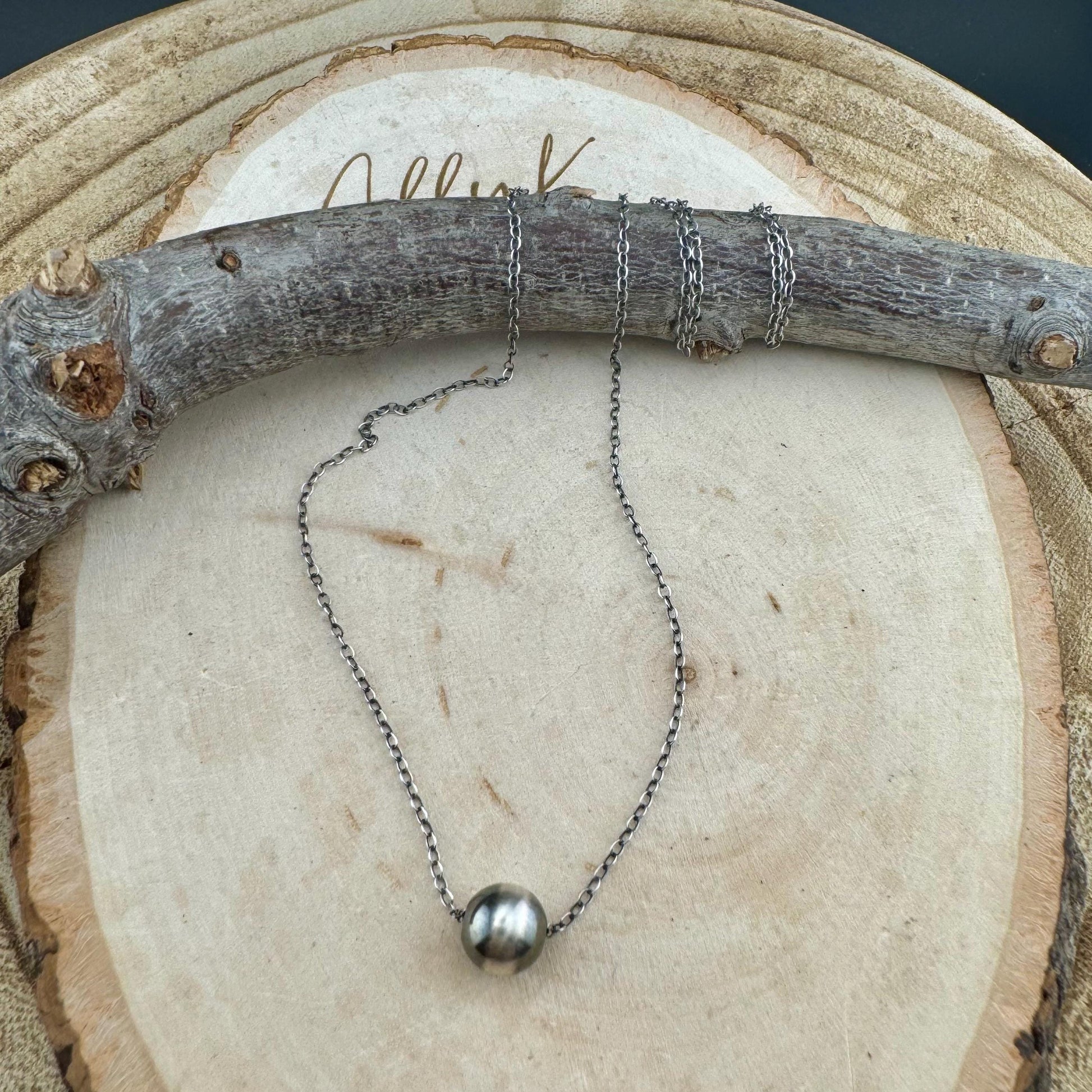 Single Navajo Pearl Chain Necklace | Southwestern Jewelry