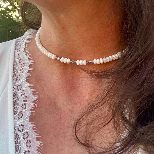Elegant Memory Wire Choker Necklace with Mother of Pearl Gemstones