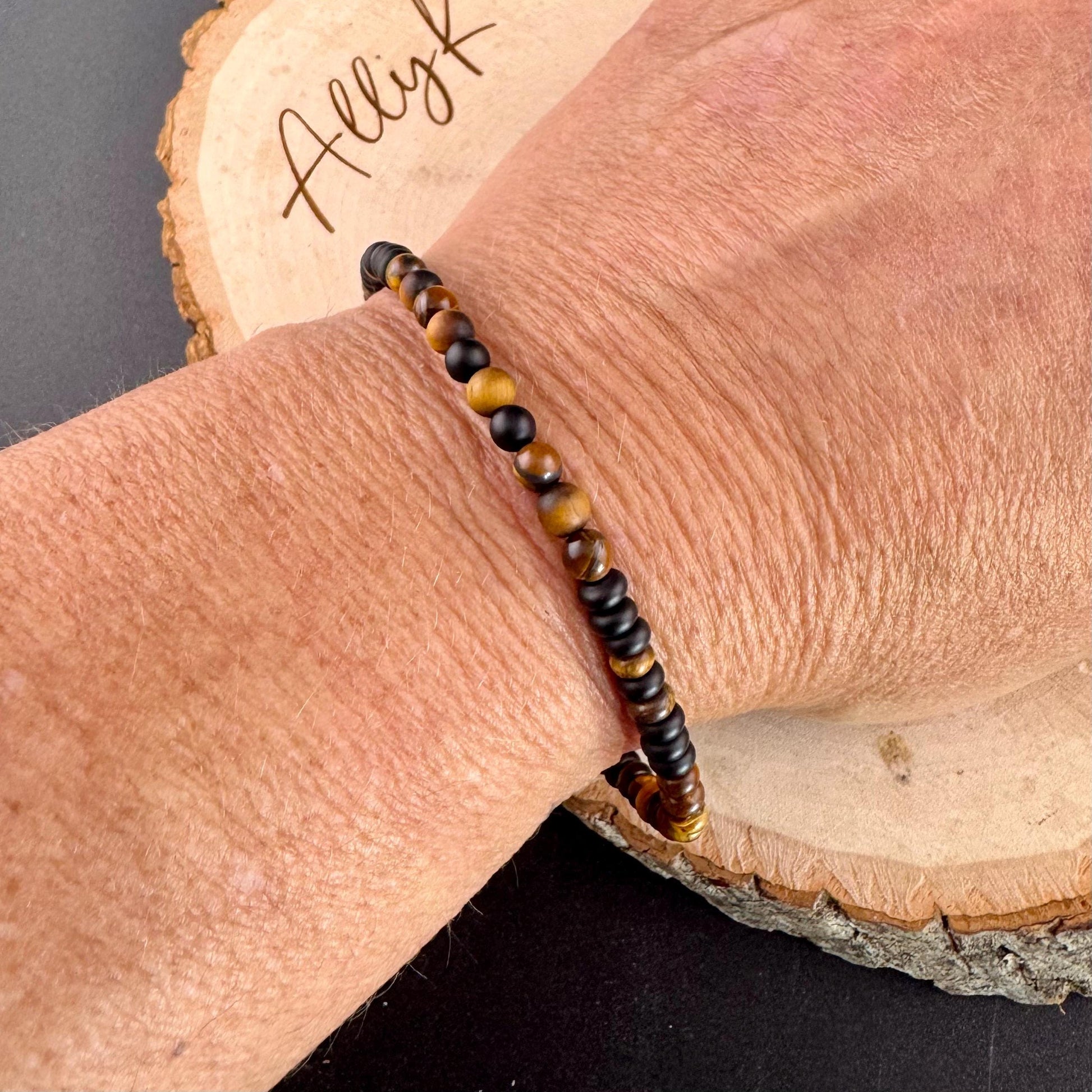 Black Onyx and Tiger's Eye Stretch Bracelet - Unisex Natural Gemstone Jewelry