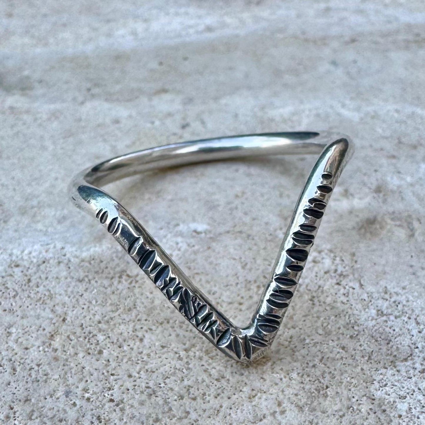 Minimalist Chevron Sterling Silver Ring: Oxidized Wishbone Design