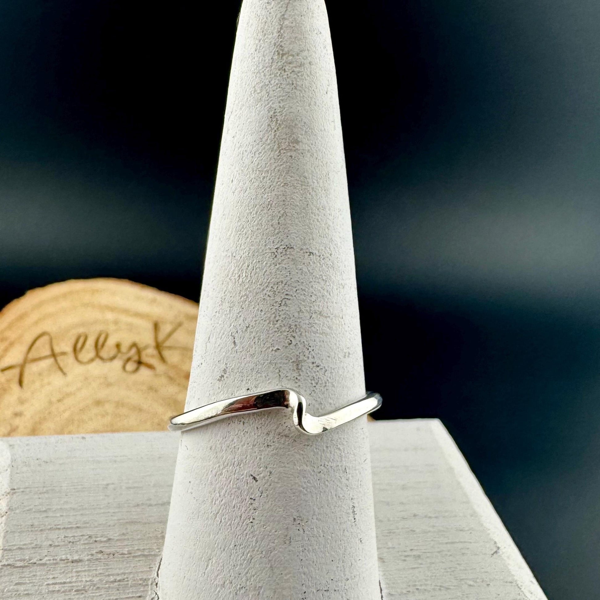 Sterling Silver Dainty Wavy Twist Ring | Elegant Minimalist Design