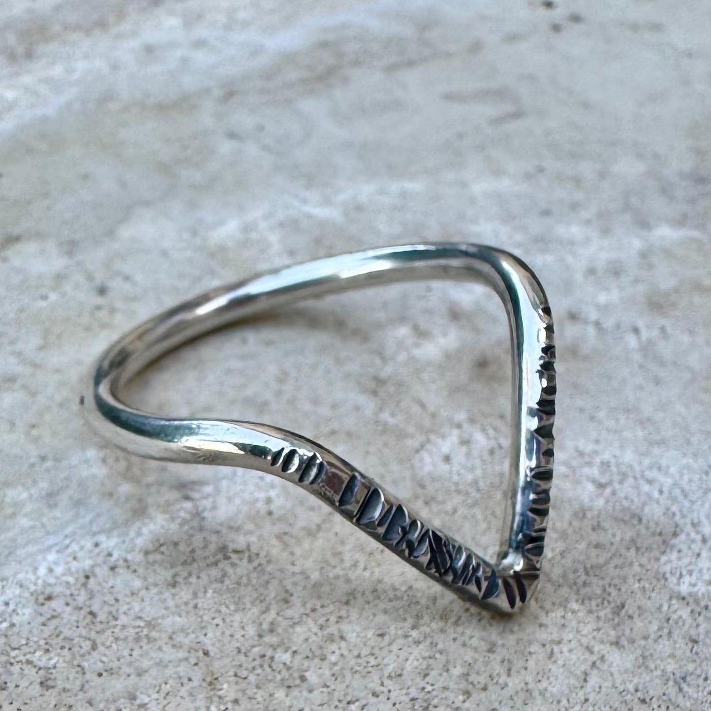 Minimalist Chevron Sterling Silver Ring: Oxidized Wishbone Design