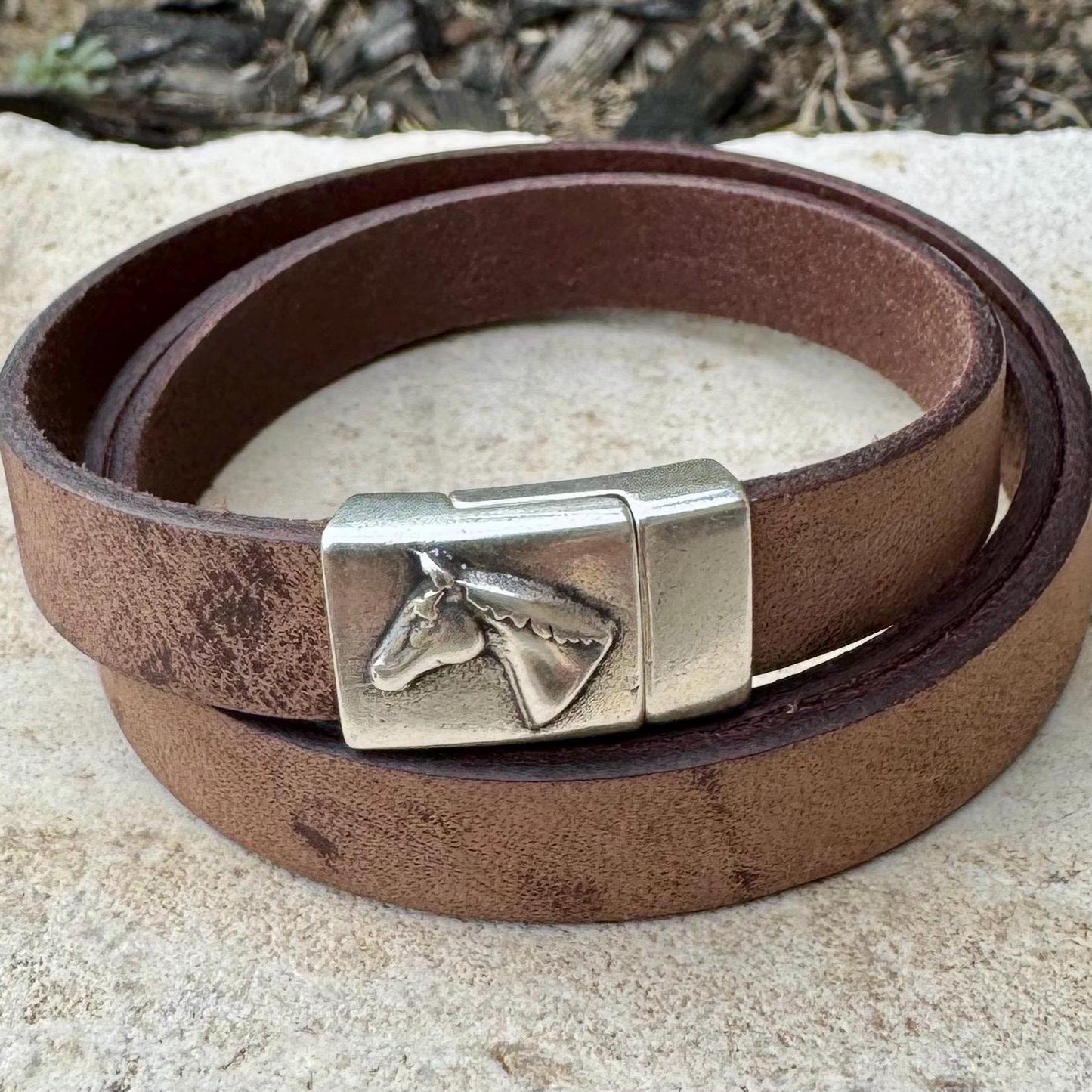 Genuine Leather Wrap Bracelet, Horse Clasp Magnet, Horse Lover Gift, Women's Leather Bracelet, Equestrian Jewelry