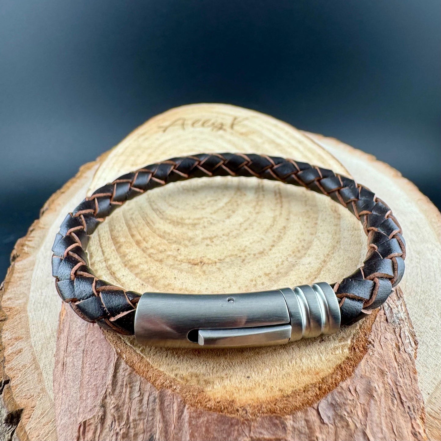 Stylish Braided Leather Bracelet with Bayonet Closure | Bolo Cord + Stainless Steel, Custom Leather Choice