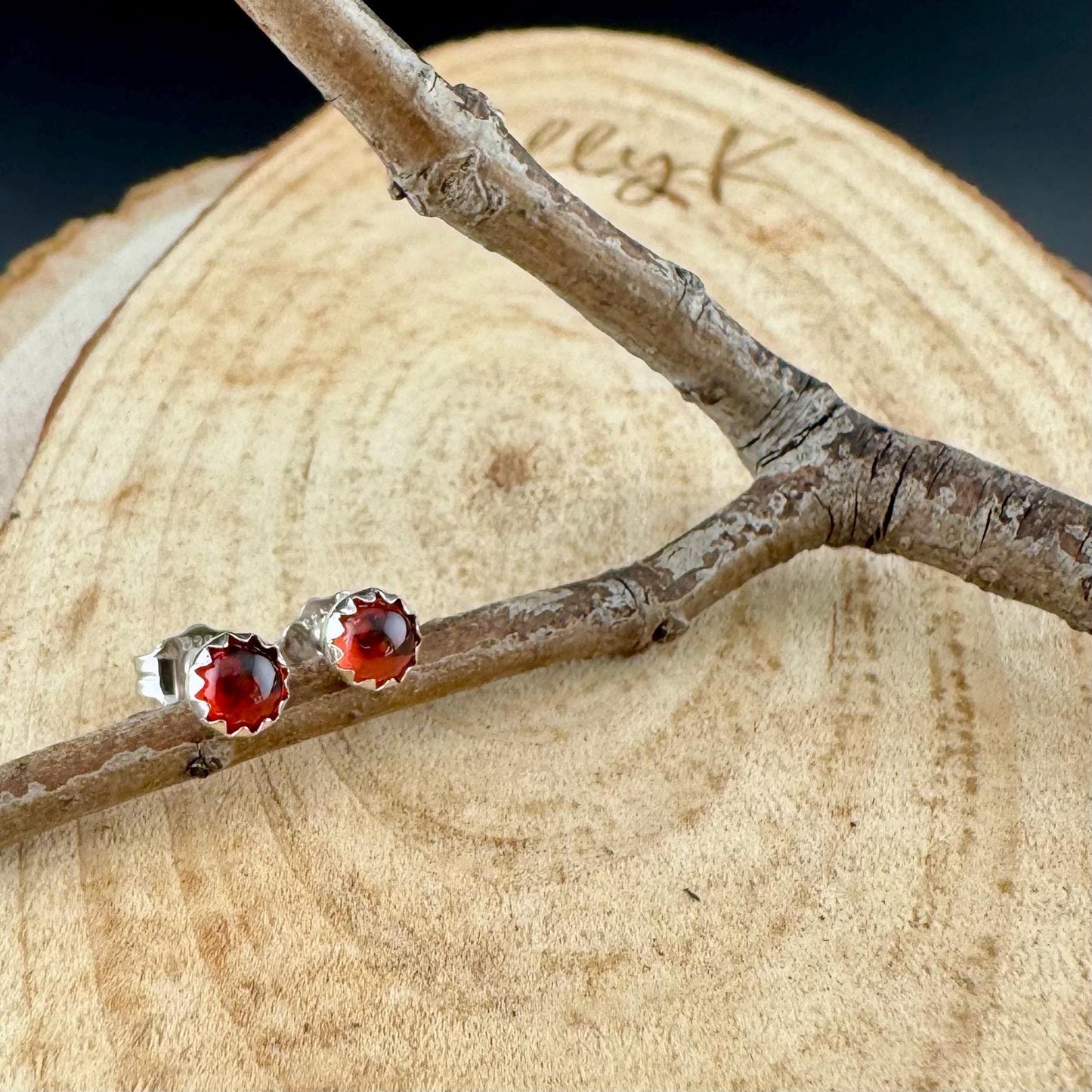 Handcrafted Serrated Bezel Garnet Sud Post Earrings: 4mm