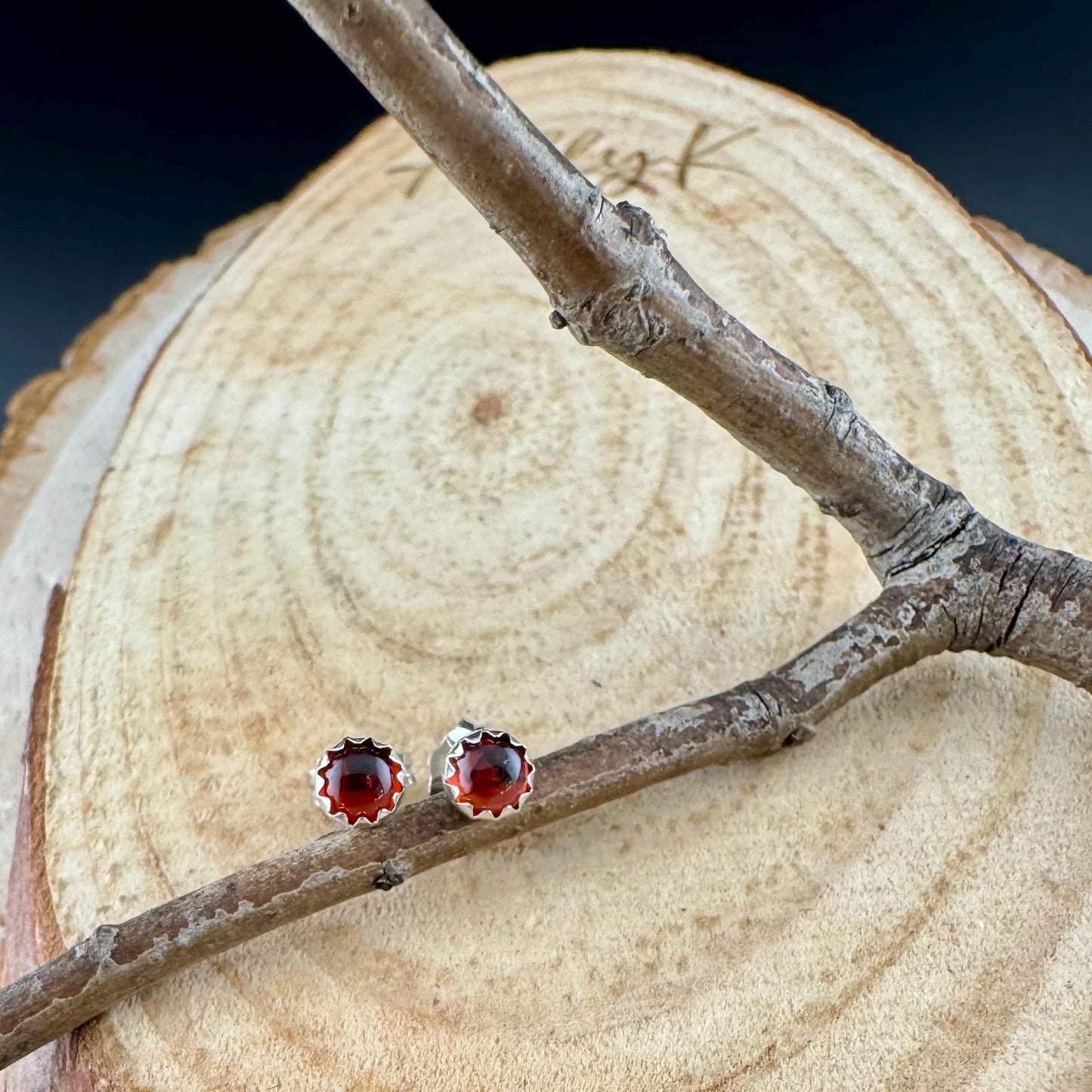 Handcrafted Serrated Bezel Garnet Sud Post Earrings: 4mm