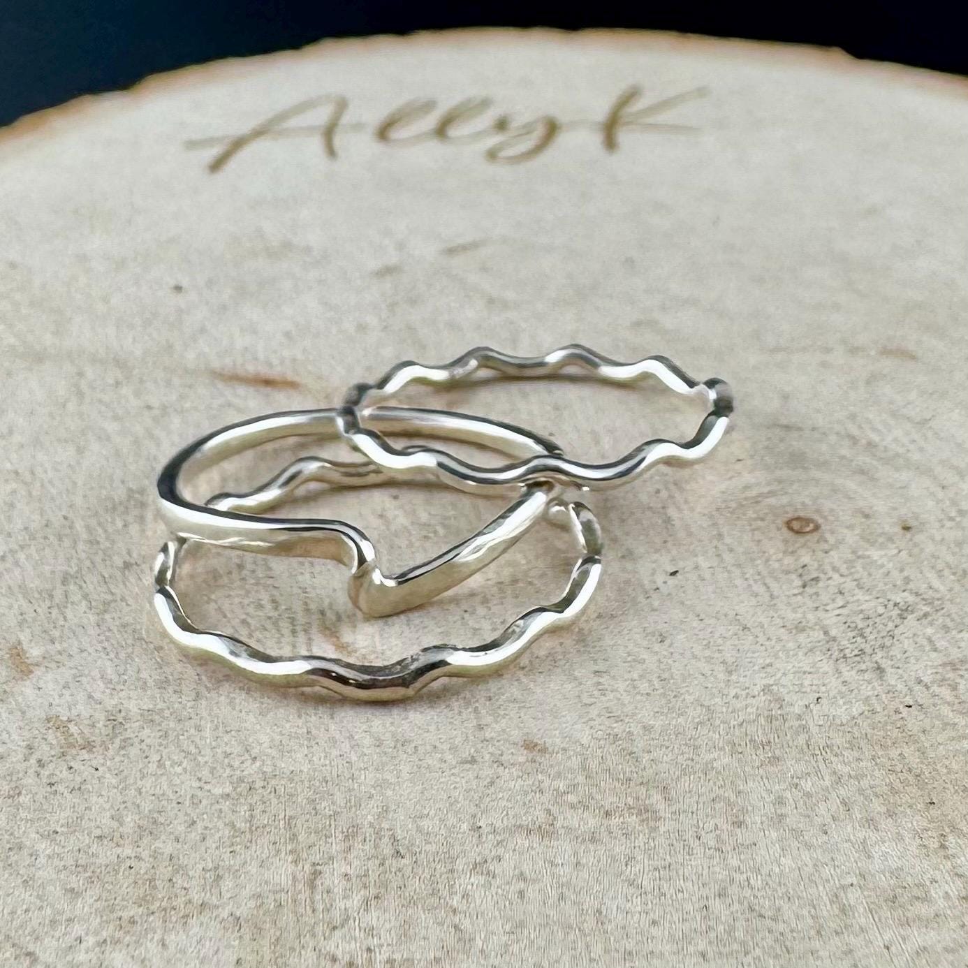 Trio Dainty Sterling Silver Wavy Ring Set | Minimalist Metal Rings for Everyday Wear