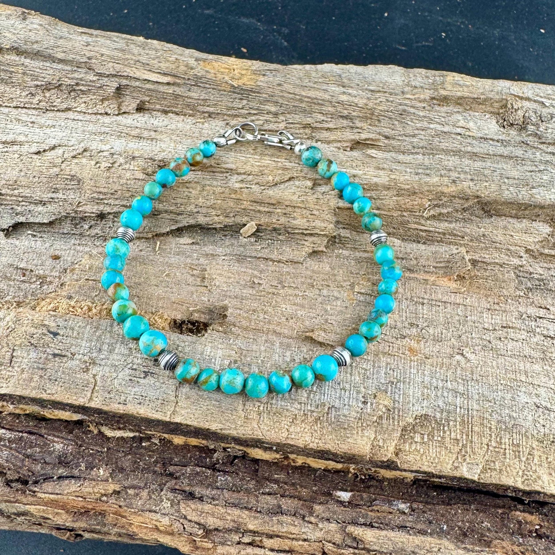 Turquoise Sterling Silver Bracelet – Elegant Kingman Round Gemstone Design