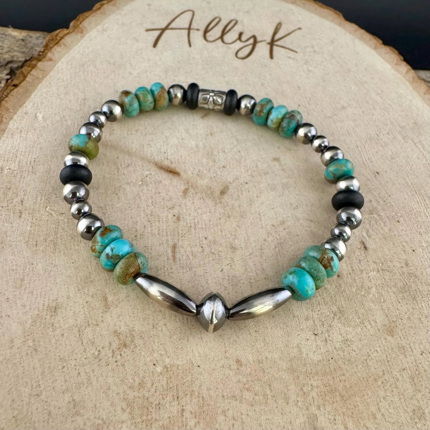 Stretch Kingman Turquoise & Onyx Bracelet | Handcrafted Navajo Pearl Silver Jewelry