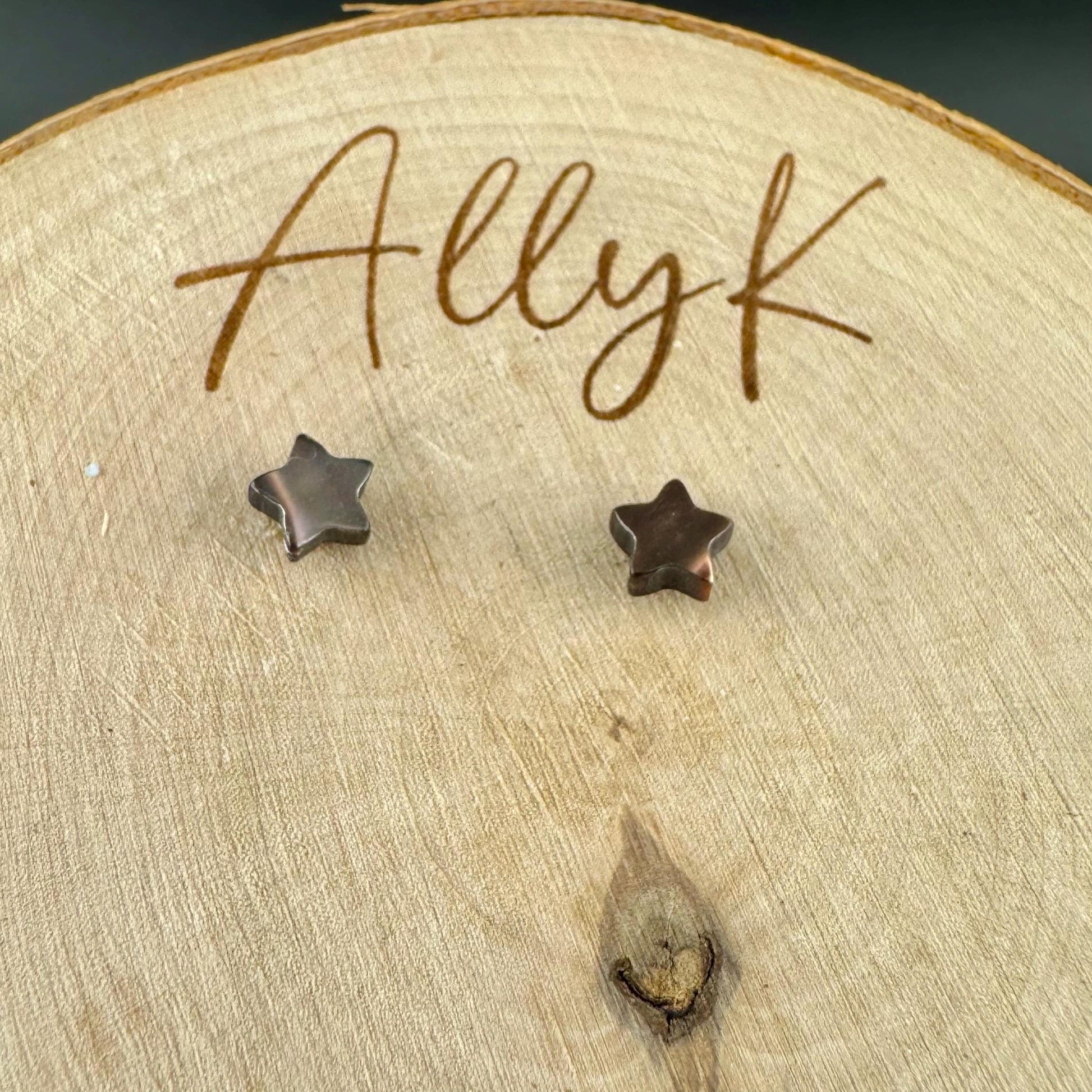 Iridescent Mother of Pearl Star Stud Earrings – Sterling Silver Minimalist Jewelry