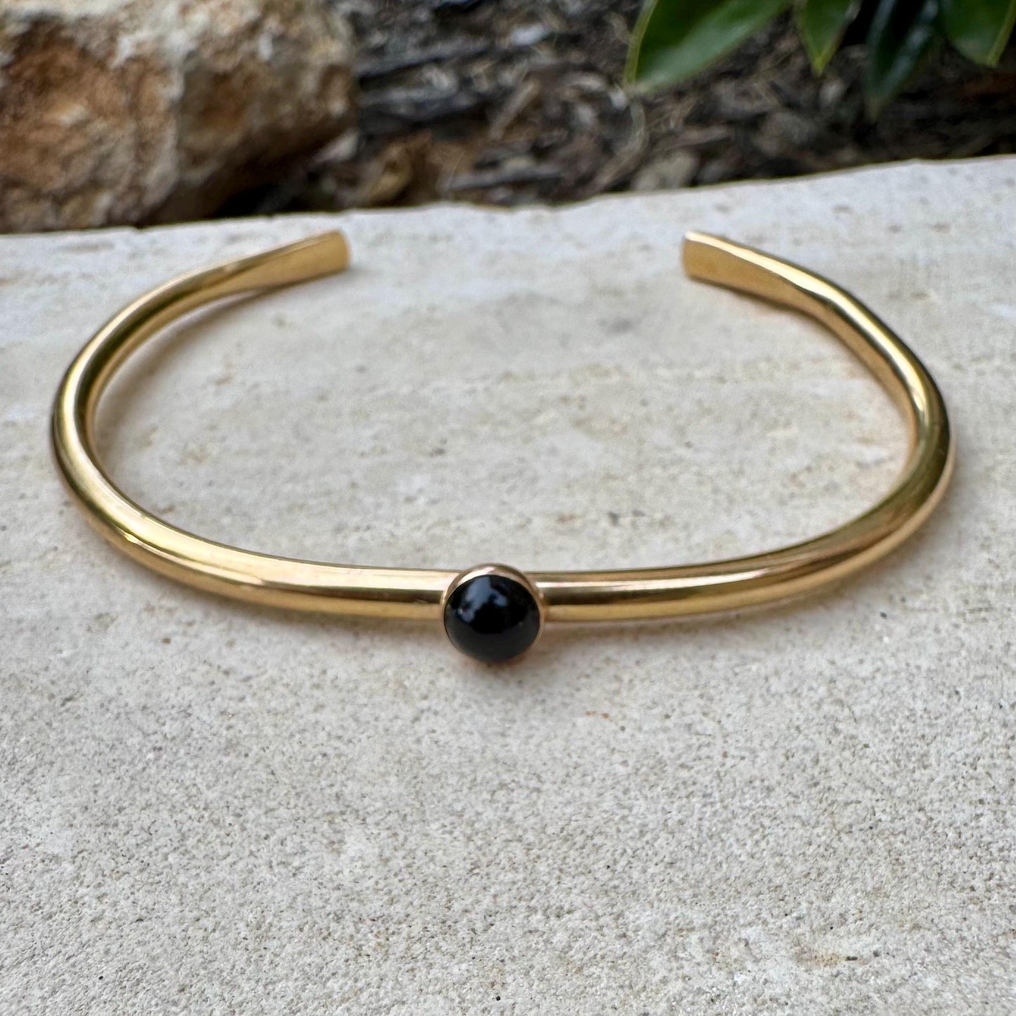 Elegant Brass Cuff Bracelet - Dainty Black Onyx Bezel, Adjustable