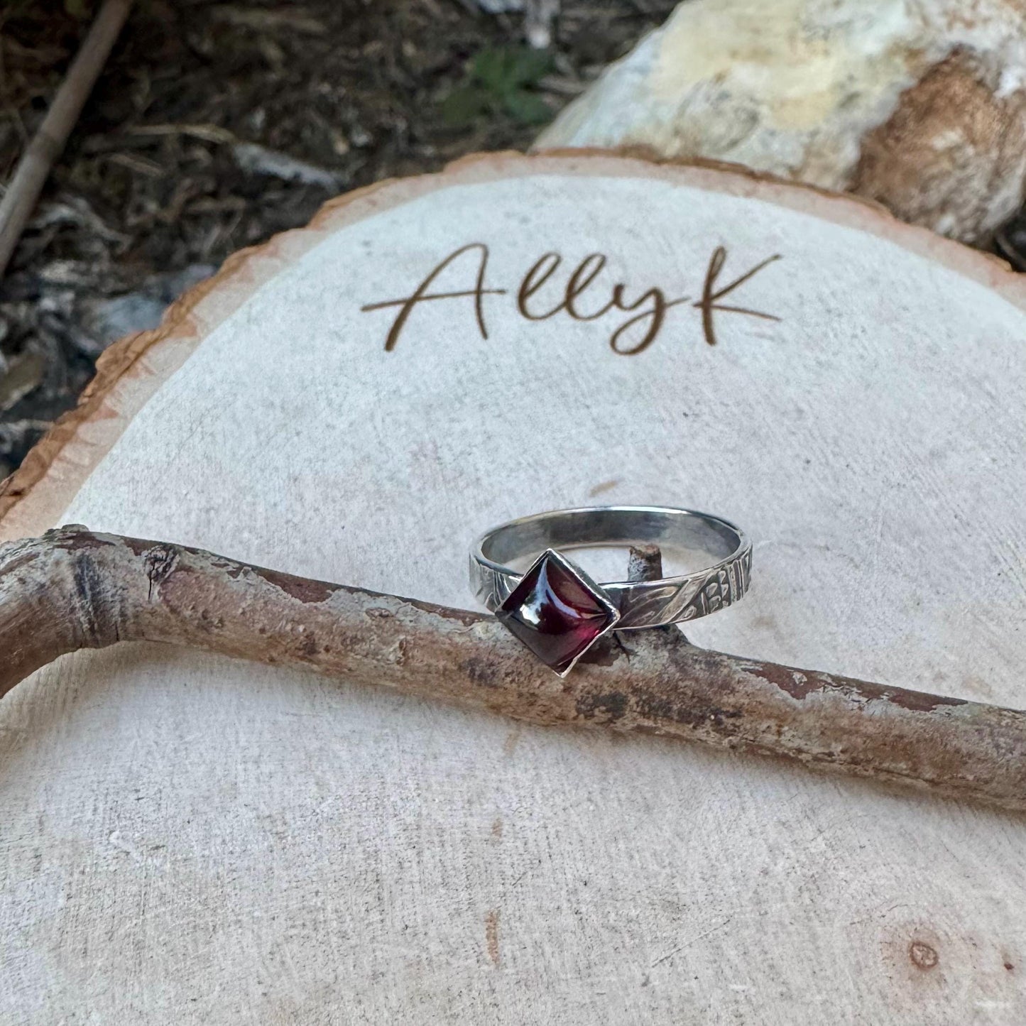 Unique Handcrafted Sterling Silver Garnet Ring • Embossed Band Design