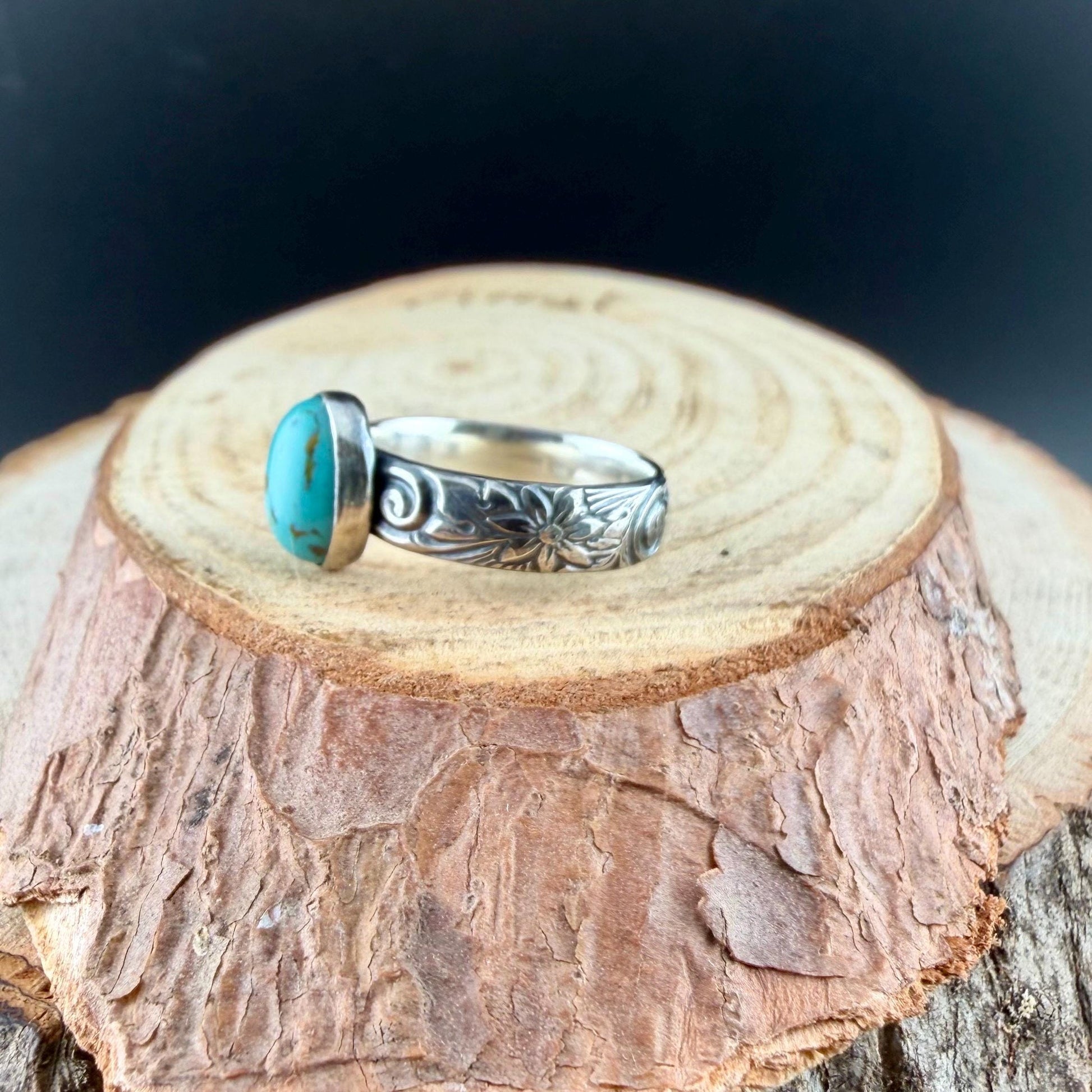 Sterling Silver Daisy Ring with Kingman Turquoise | Oval American Gemstone Jewelry