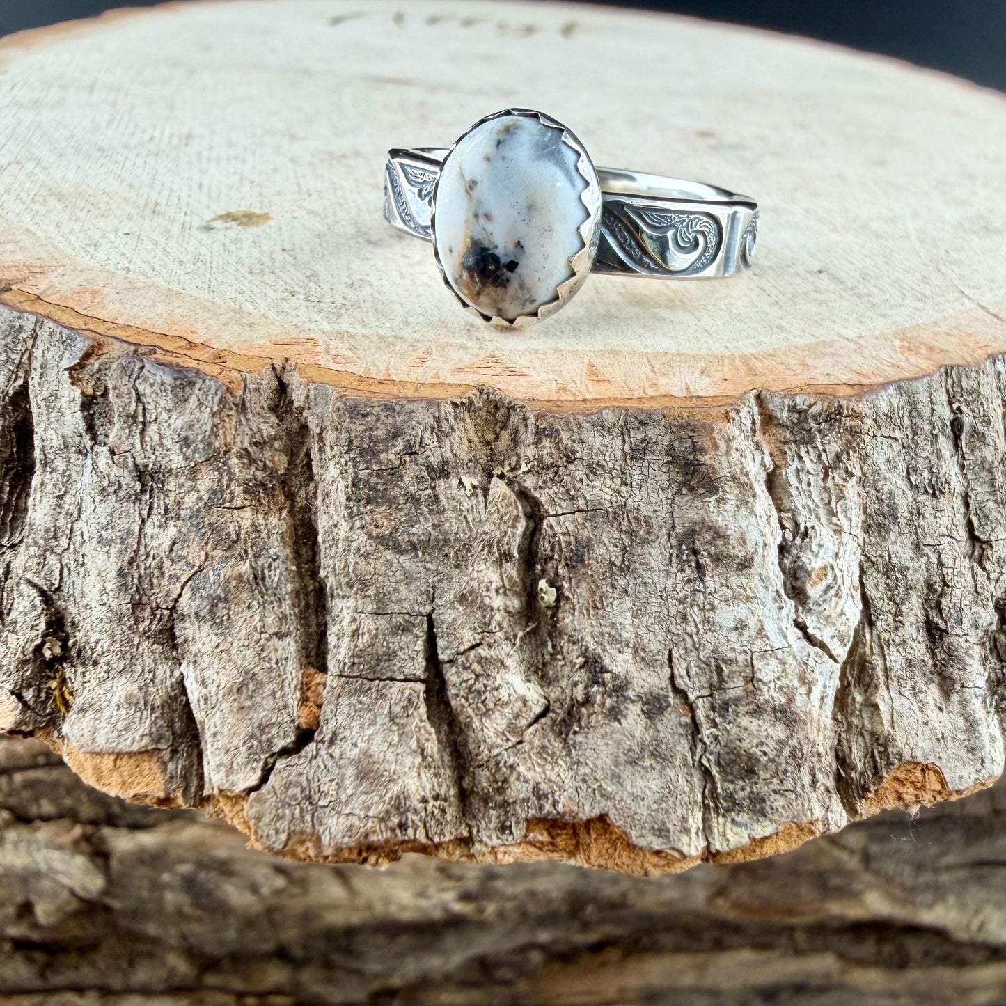 White Buffalo Ring • Southwest Sterling Silver Textured Band • 8×10 Oval Cabochon