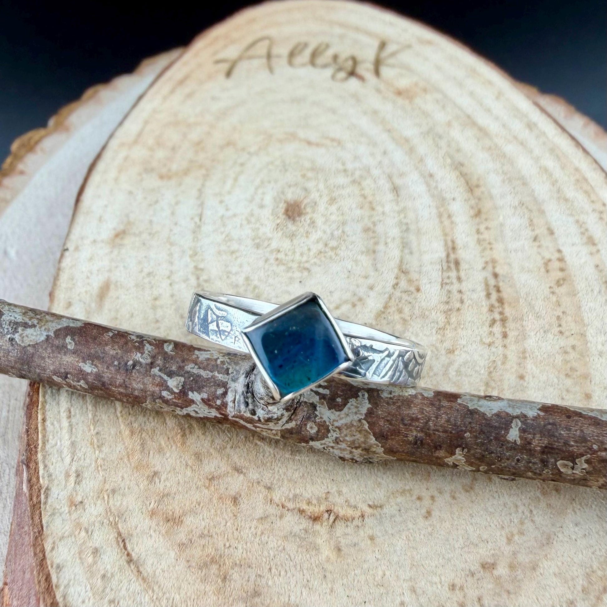 Sterling Silver Rectangle Band Ring with Blue-Fire Labradorite • 6mm Cabochon