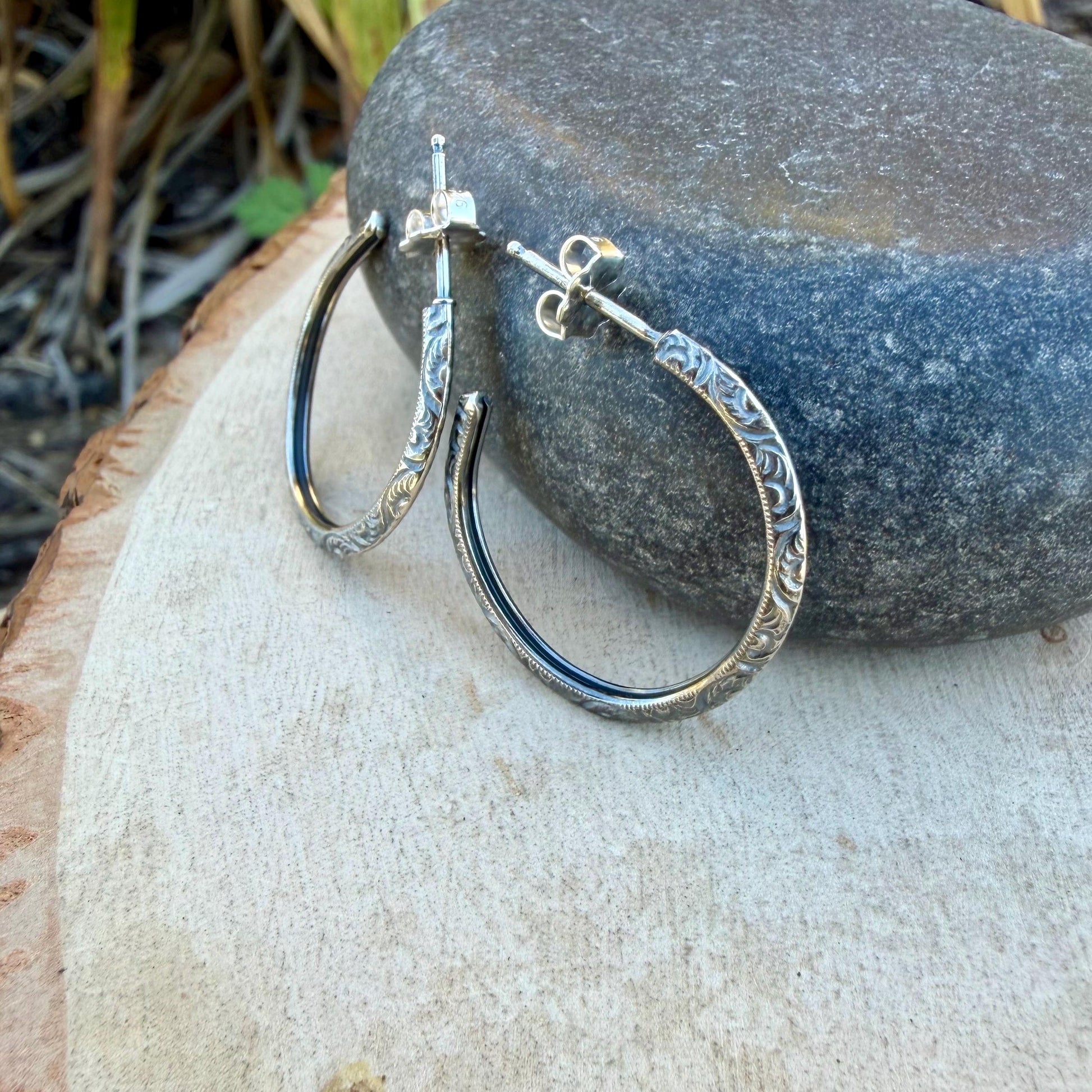 Sterling Silver Hoop Earrings • Push‑Back Post Hoops • Oxidized Swirl Pattern • Lightweight 925
