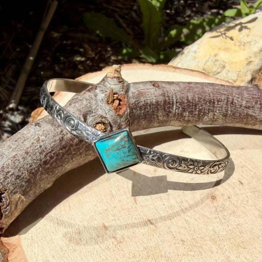 Kingman Turquoise Daisy Cuff Bracelet | Sterling Silver Floral Jewelry | Handmade Southwestern Style