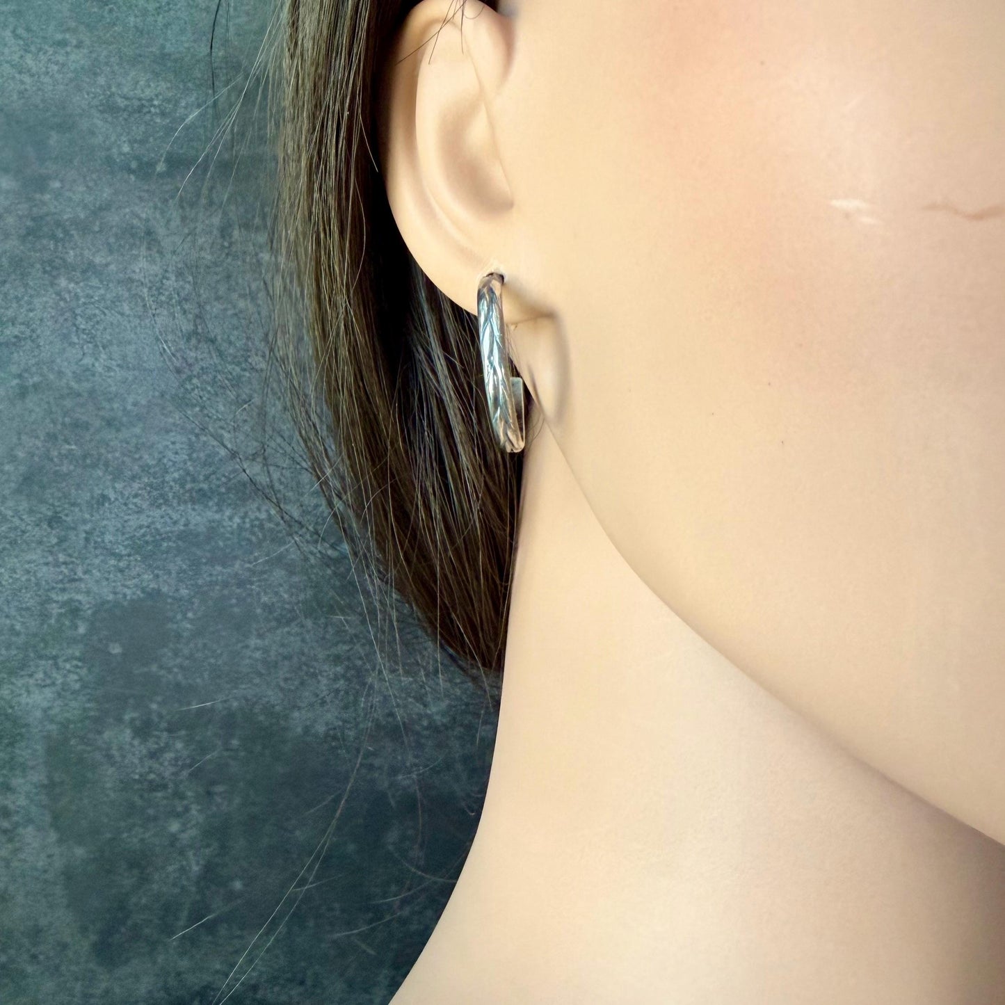 Argentium Silver Hoop Earrings • Push‑Back Post Hoops • Floral Leaf Pattern • Lightweight 925