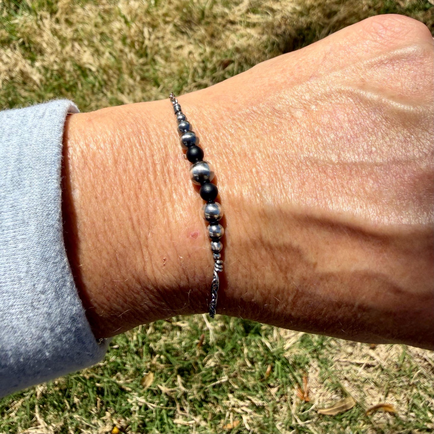 Navajo Pearl & Onyx Graduated Bar Chain Bracelet | Sterling Silver Southwest Elegance