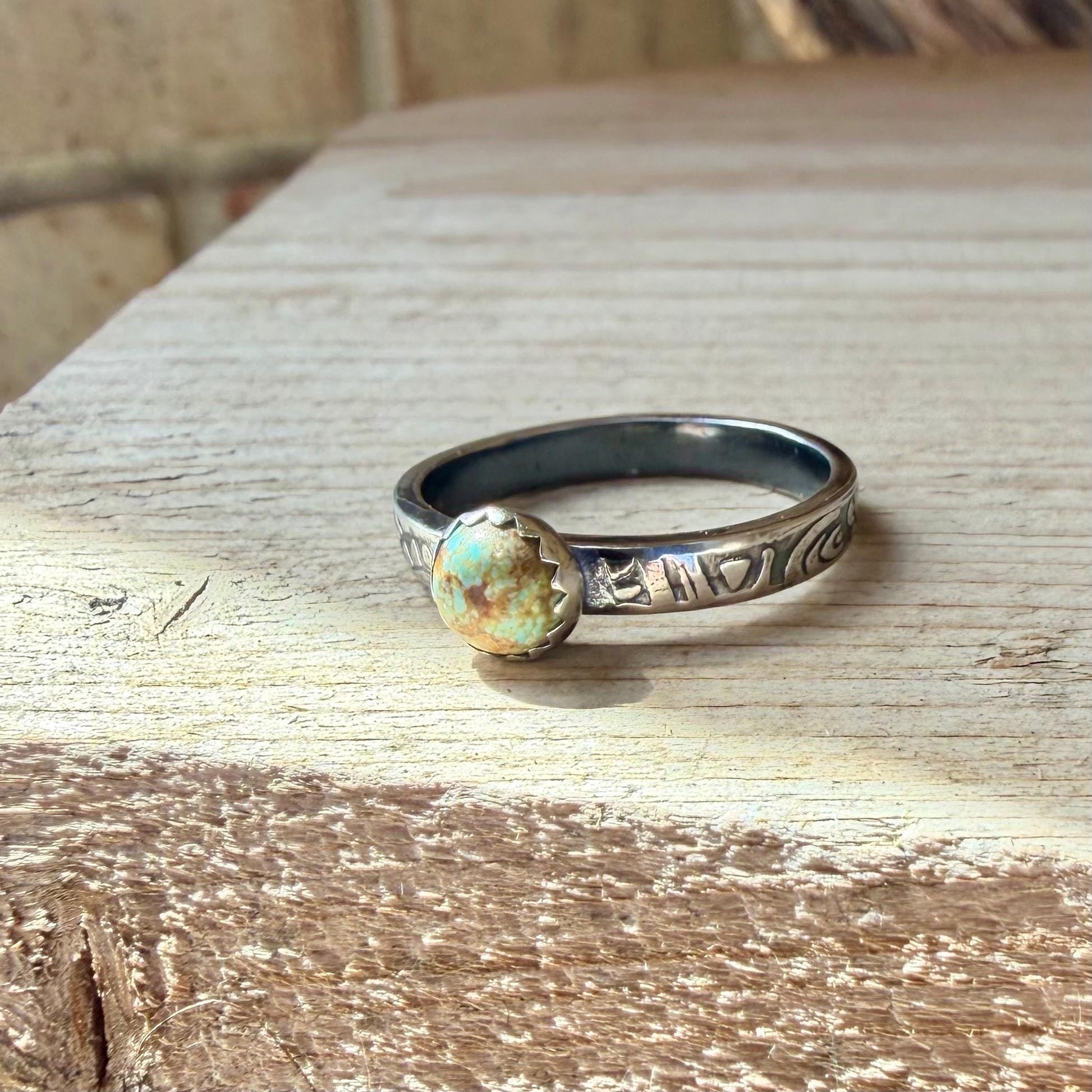 6mm Number 8 Turquoise Ring • Floral Sterling Silver Band • Southwest Jewelry