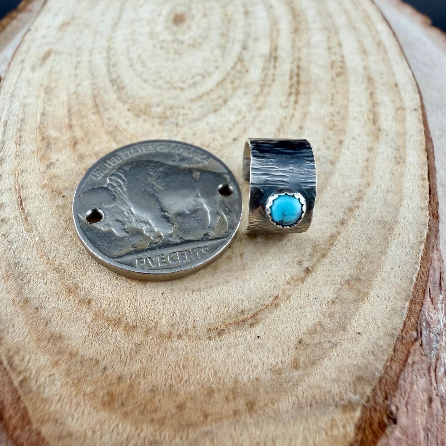 4mm Kingman Turquoise Ear Cuff • Sterling Silver Tree‑Bark Texture • Faux Conch • No Piercing