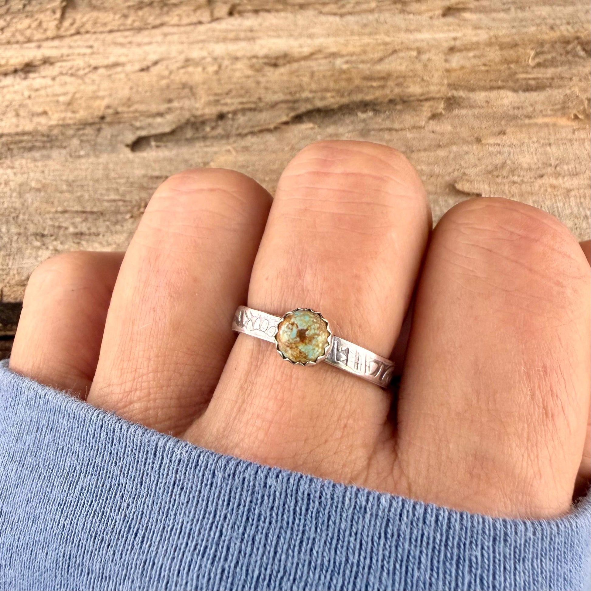 6mm Number 8 Turquoise Ring • Floral Sterling Silver Band • Southwest Jewelry