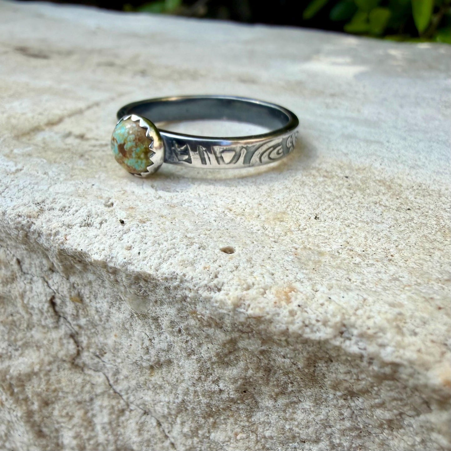 6mm Number 8 Turquoise Ring • Floral Sterling Silver Band • Southwest Jewelry