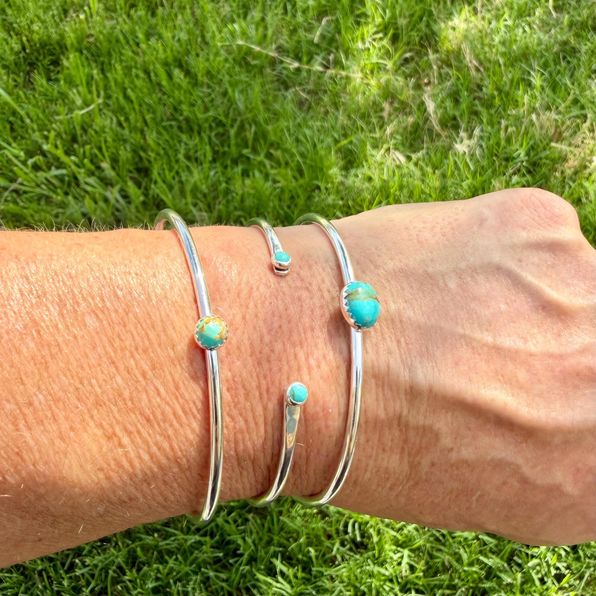 Sterling Kingman Turquoise Cuff Bracelet Set • Hand‑Forged Three‑Piece Stack