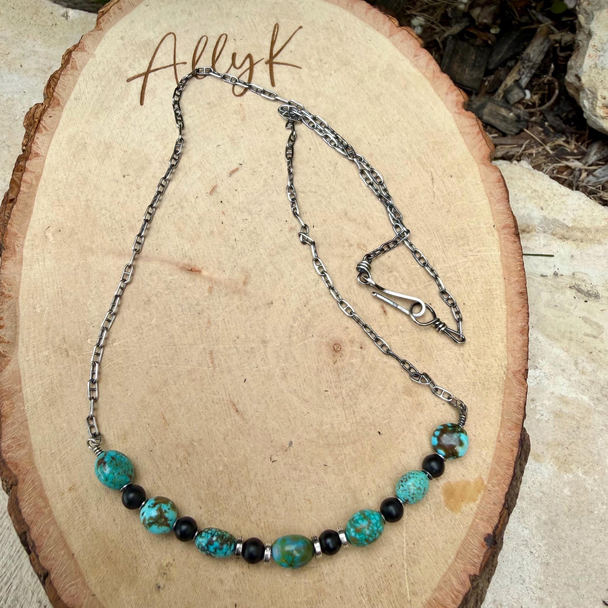 Kingman Turquoise Nugget & Onyx Necklace • Wire‑Wrapped Stone Bar Choker • Sterling Mariner Chain
