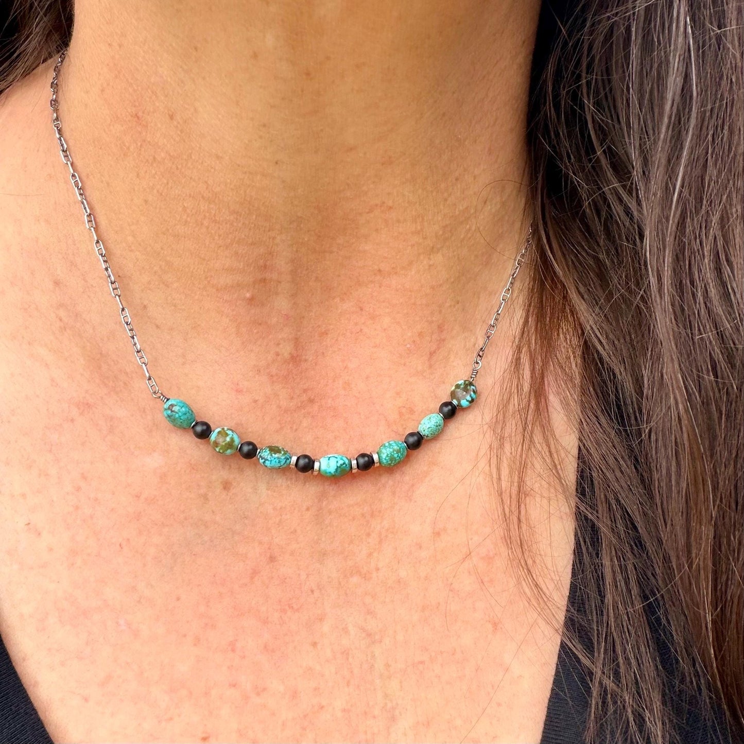 Kingman Turquoise Nugget & Onyx Necklace • Wire‑Wrapped Stone Bar Choker • Sterling Mariner Chain