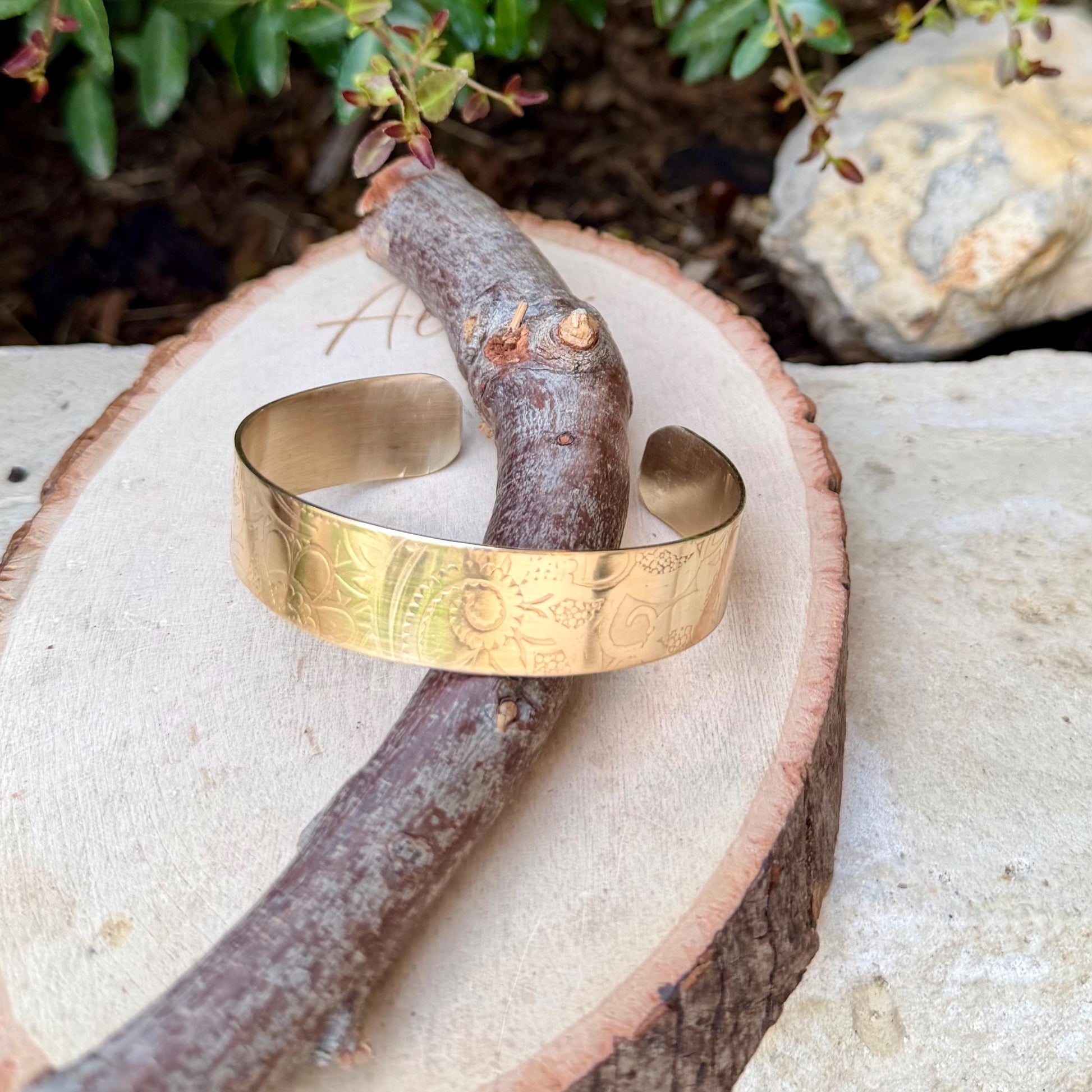 Flower Pattern Brass Cuff • Hand‑Forged • Rustic Golden Bracelet