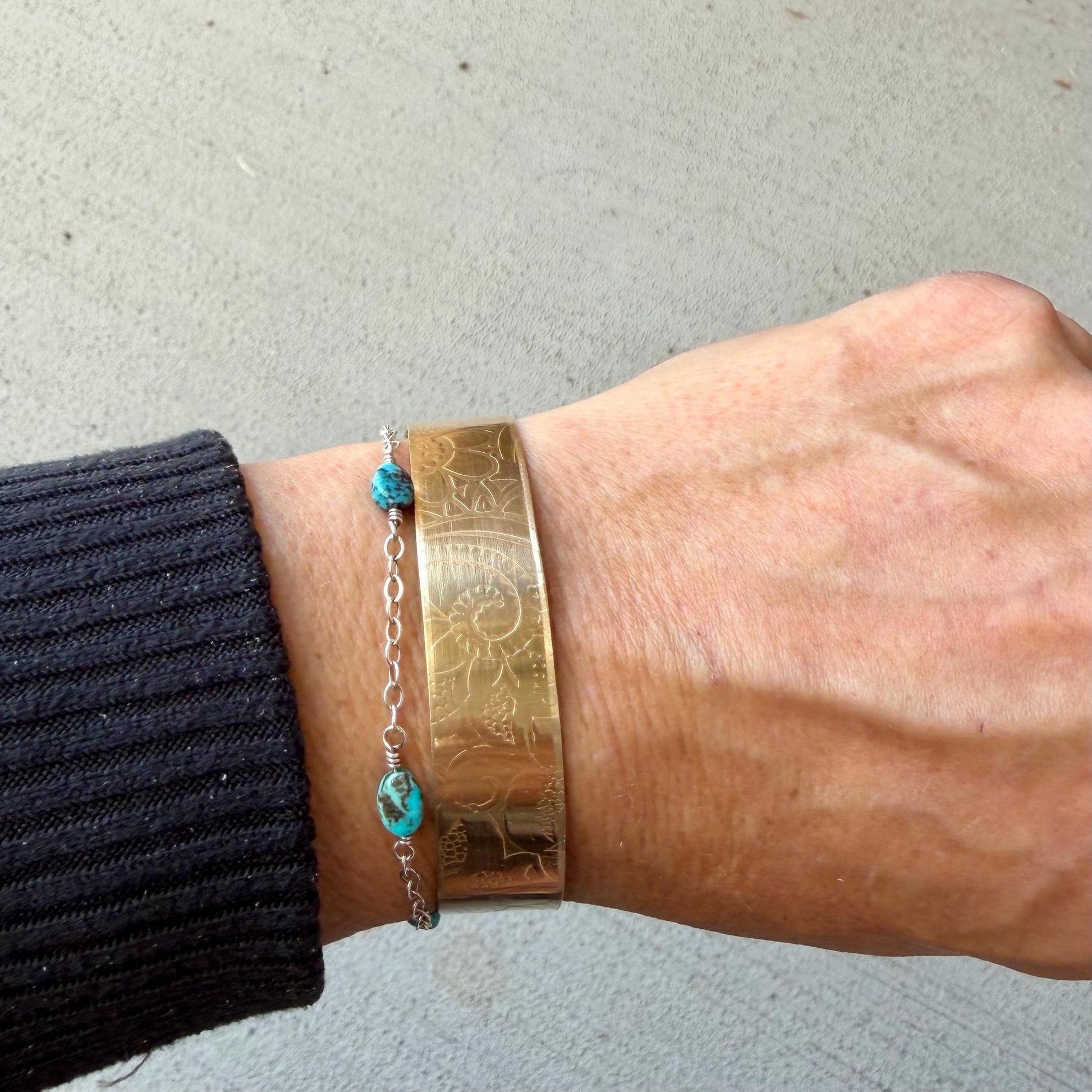 Flower Pattern Brass Cuff • Hand‑Forged • Rustic Golden Bracelet