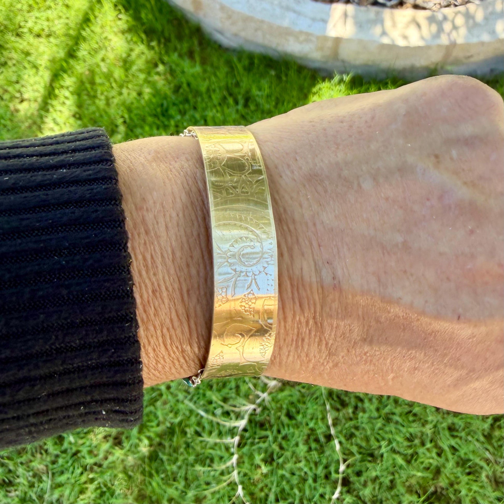 Flower Pattern Brass Cuff • Hand‑Forged • Rustic Golden Bracelet