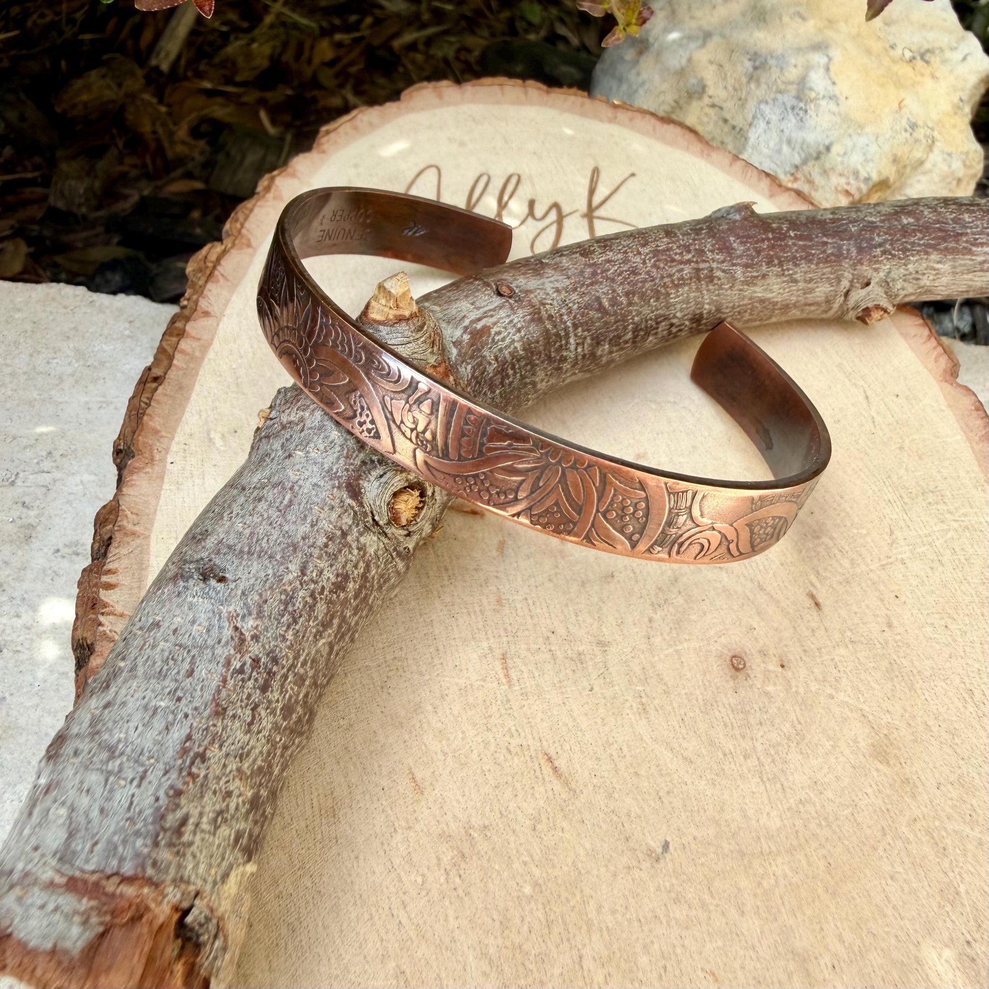 Southwest Floral Copper Cuff • Hand‑Forged Raw Copper Bracelet • Flower Doodle Pattern