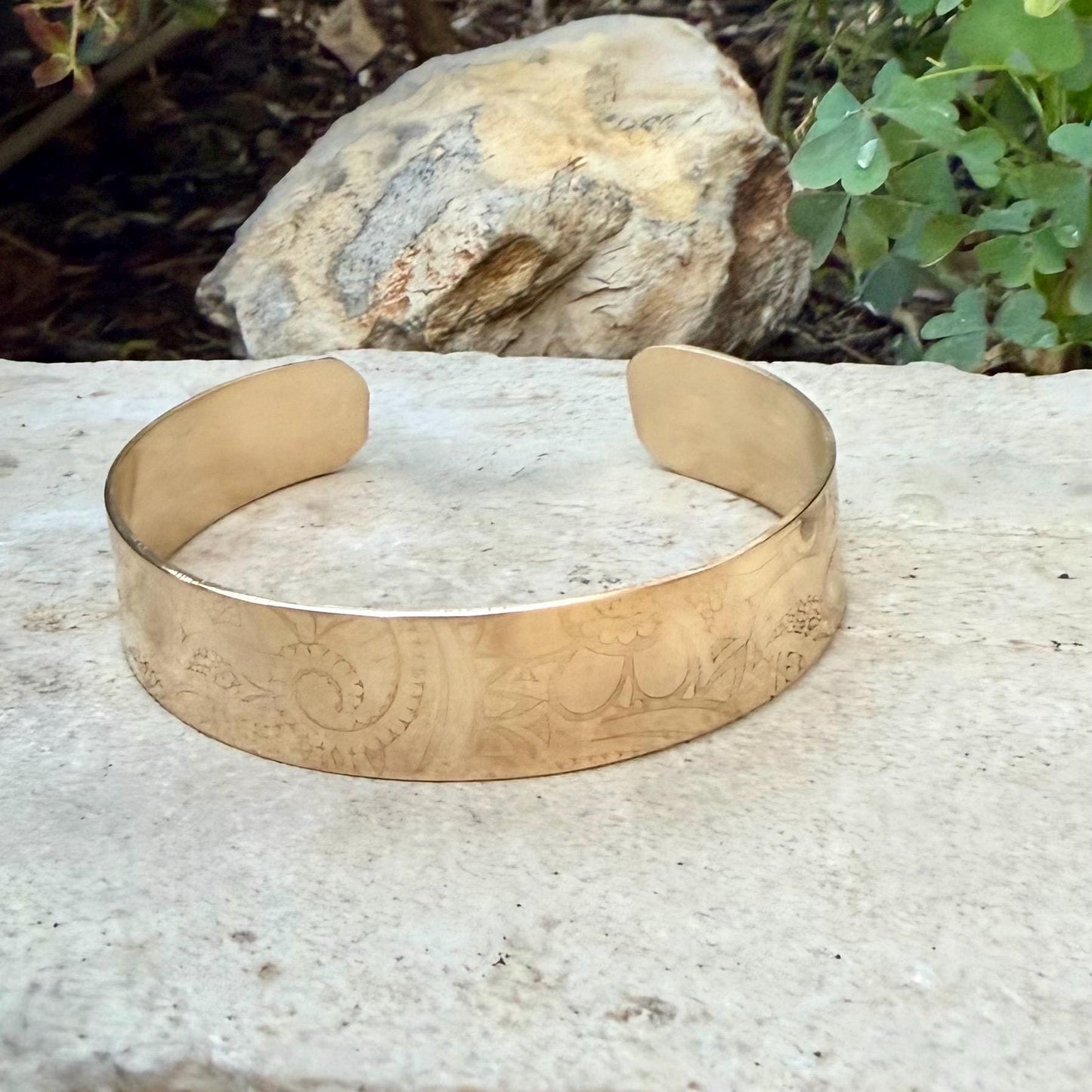Flower Pattern Brass Cuff • Hand‑Forged • Rustic Golden Bracelet