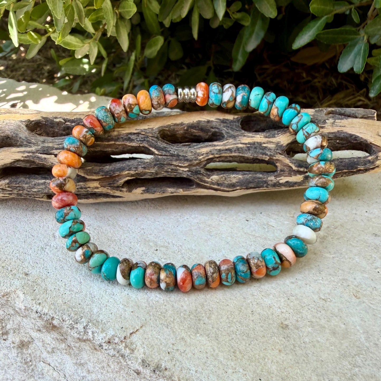 Spiny Oyster Kingman Turquoise Stretch Bracelet • Southwest Jewelry