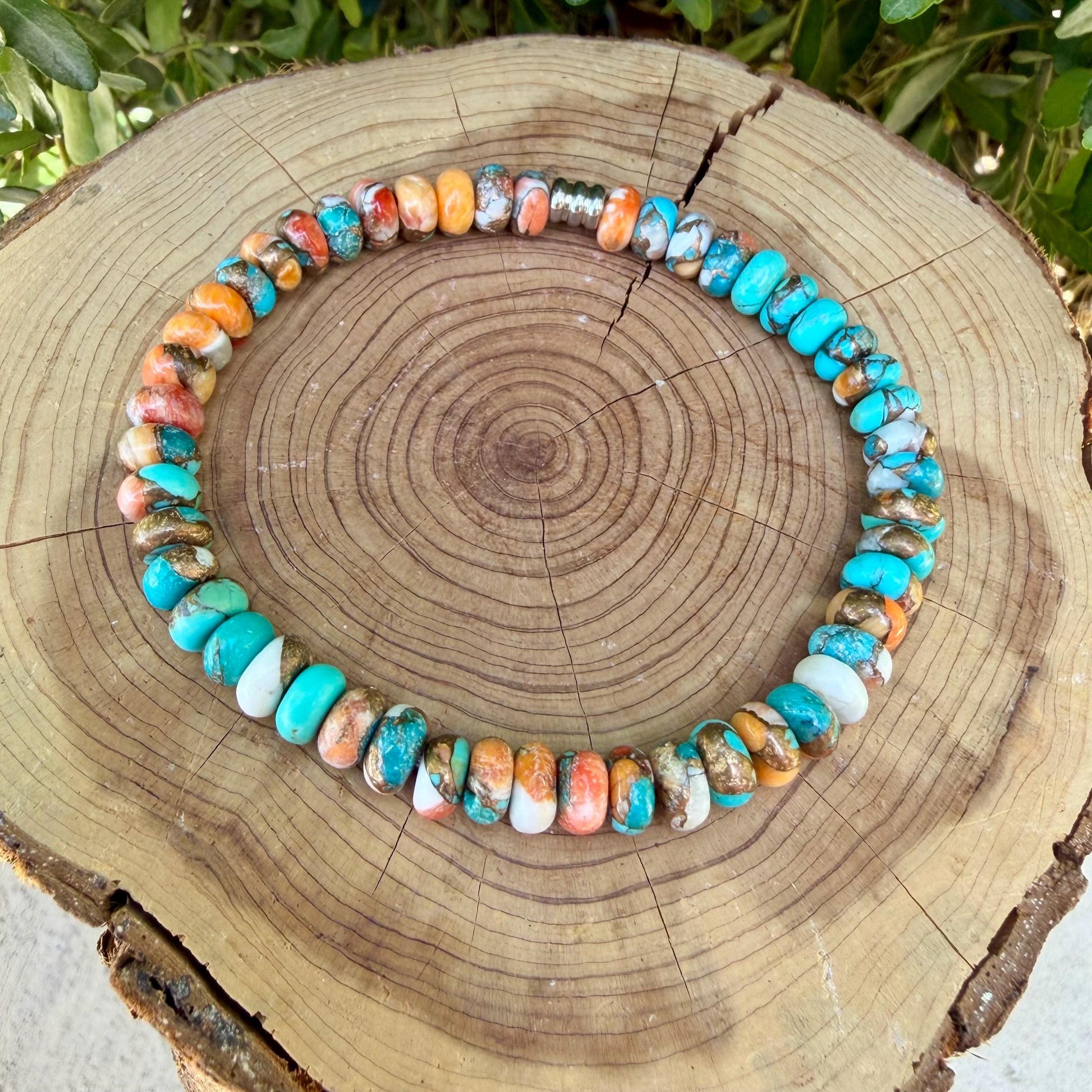Spiny Oyster Kingman Turquoise Stretch Bracelet • Southwest Jewelry