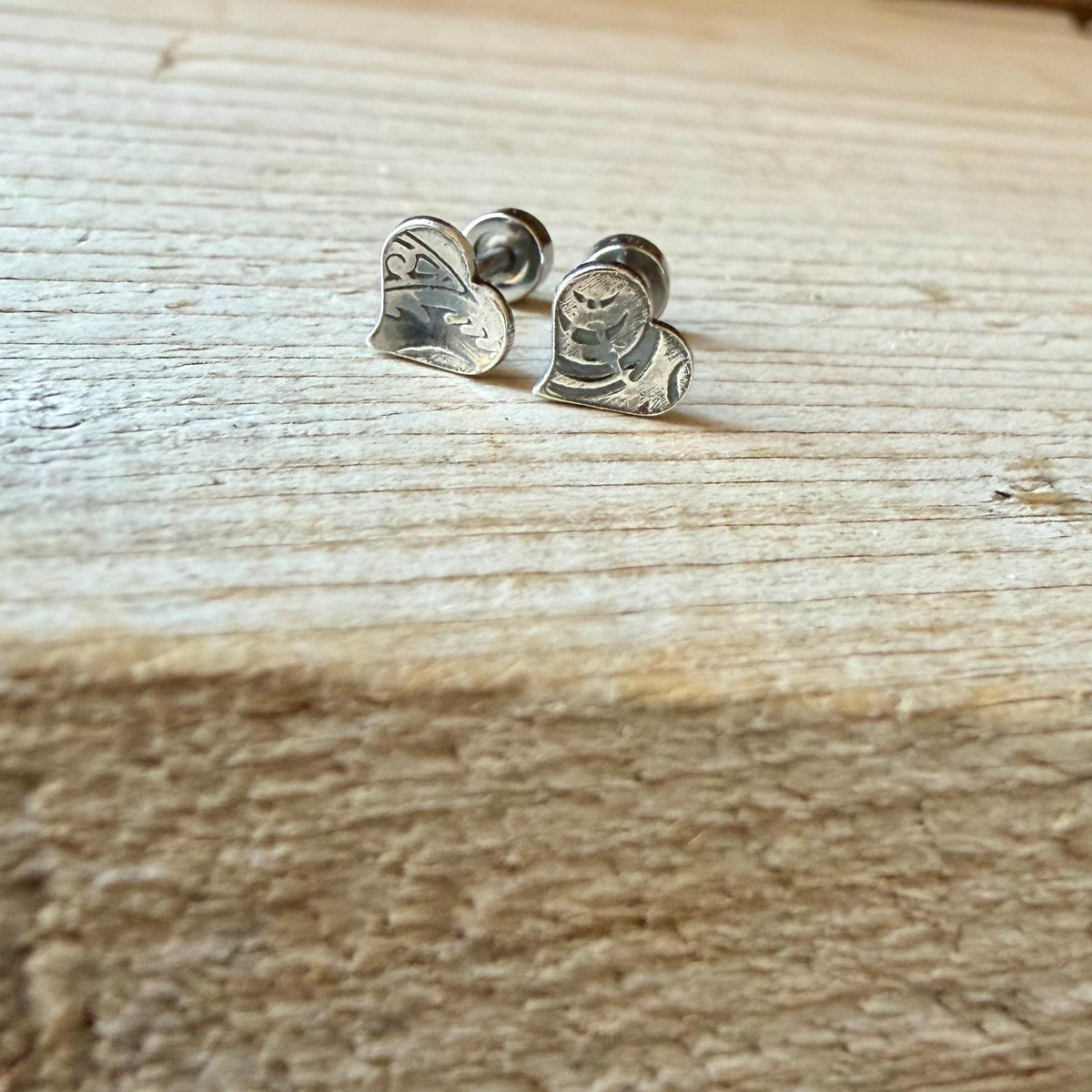 Tiny Sterling Silver Heart Labret Stud | Flat Back Cartilage Earring | Single or Pair