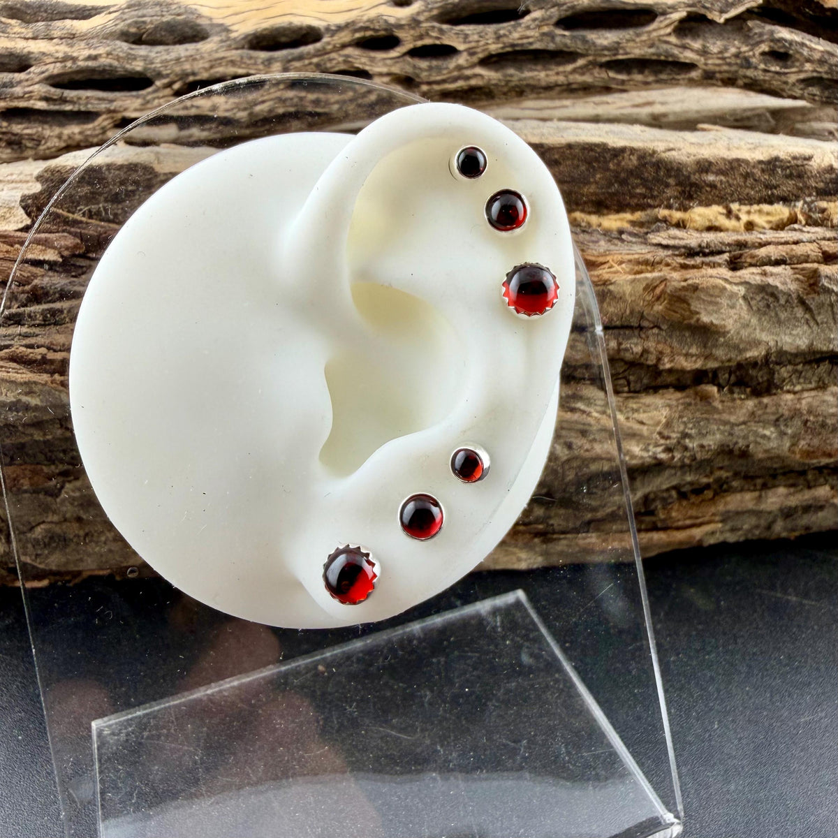 Genuine Garnet Labret Stud • Sterling Silver Bezel (4-6mm) • Threaded Post • 20G 18G 16G