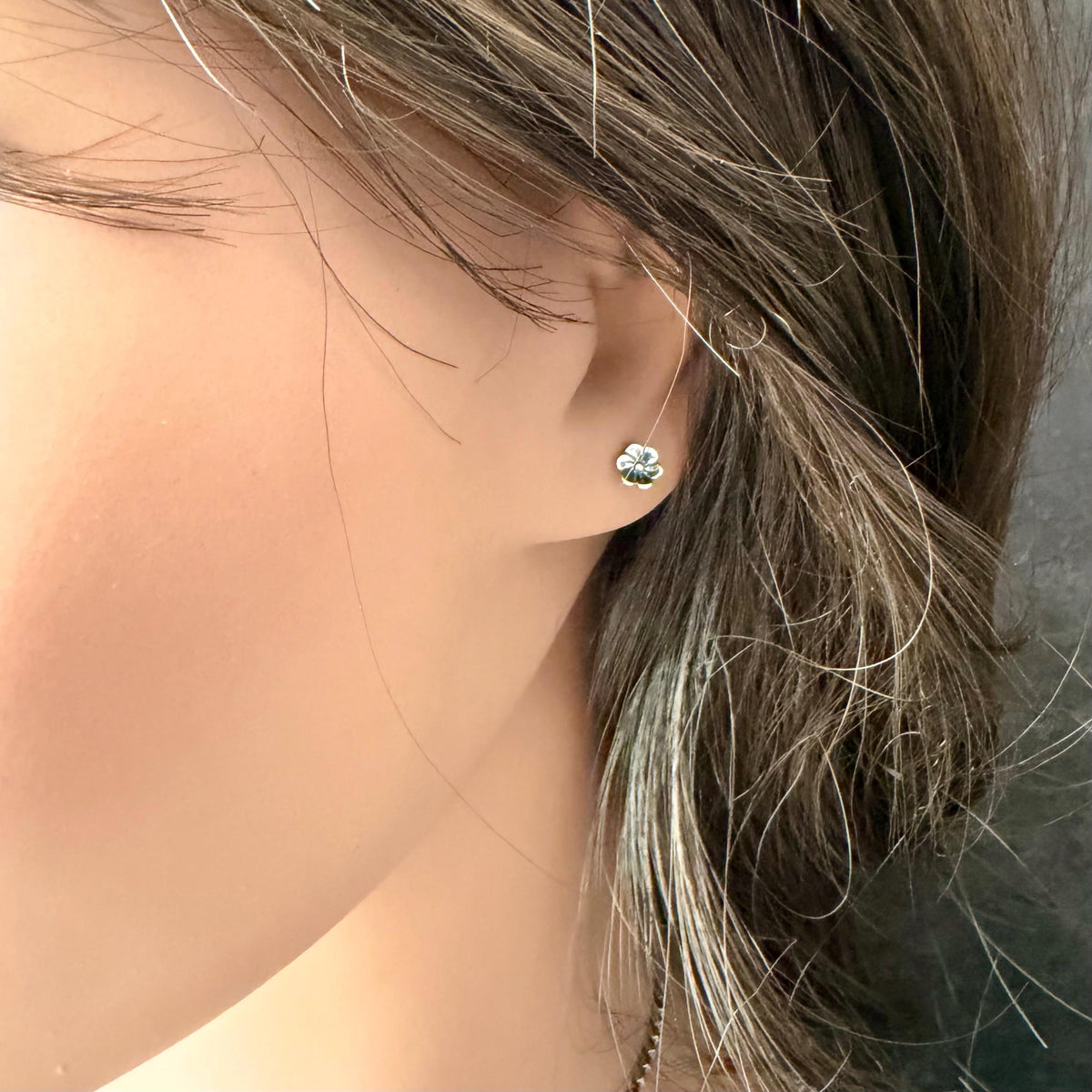 Sterling Silver Flower Labret | Tiny Floral Flat Back Stud | Cartilage Helix Tragus Earring | Single or Pair