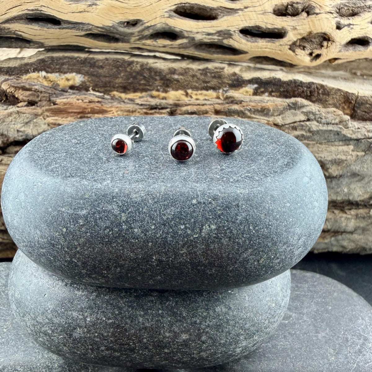 Genuine Garnet Labret Stud • Sterling Silver Bezel (4-6mm) • Threaded Post • 20G 18G 16G
