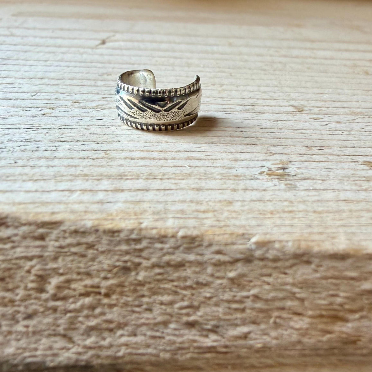 Sterling Silver Ear Cuff • Southwest Embossed Band • Faux Conch • No Piercing